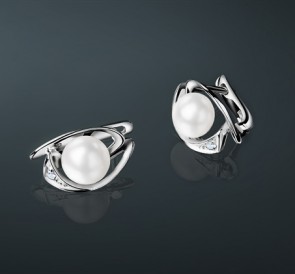 Серебряные серьги с жемчугом фианиты с-220556: белый пресноводный жемчуг, серебро 925° Серебряные серьги с жемчугом фианиты с-220556: белый пресноводный жемчуг, серебро 925°