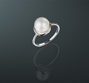 Серебряное кольцо с жемчугом к-27008: белый пресноводный жемчуг, серебро 925° Серебряное кольцо с жемчугом к-27008: белый пресноводный жемчуг, серебро 925°