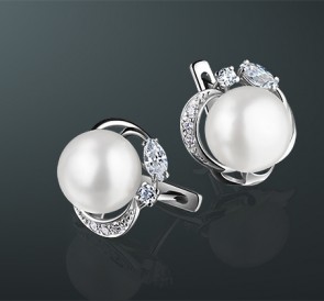 Серебряные серьги с жемчугом фианиты с-221305: белый пресноводный жемчуг, серебро 925° Серебряные серьги с жемчугом фианиты с-221305: белый пресноводный жемчуг, серебро 925°