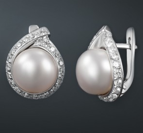 Серебряные серьги с жемчугом фианиты с-230835: белый пресноводный жемчуг, серебро 925° Серебряные серьги с жемчугом фианиты с-230835: белый пресноводный жемчуг, серебро 925°