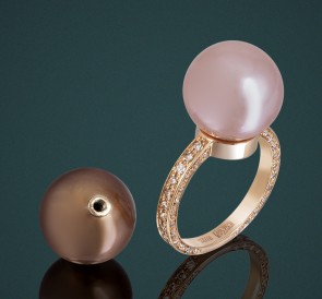 Кольцо с жемчугом к-0106.клш: лиловый жемчуг, золото 750°