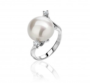 Кольцо с жемчугом бриллианты 0103.0238: белый морской жемчуг, золото 585°