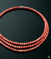 Ожерелье из кораллов